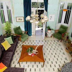 luxury-eclectic-apartment-haifa-in-style.gethaifahotels.com/